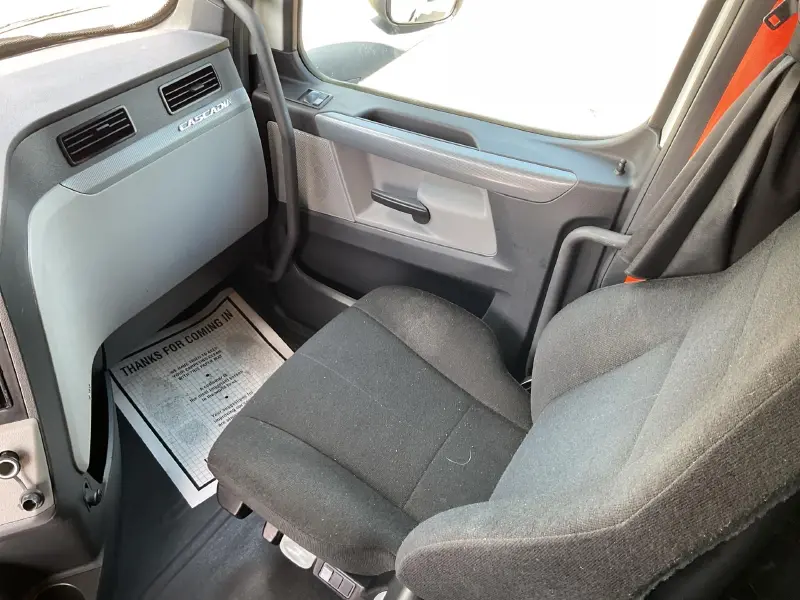 2019 FREIGHTLINER CASCADIA 126