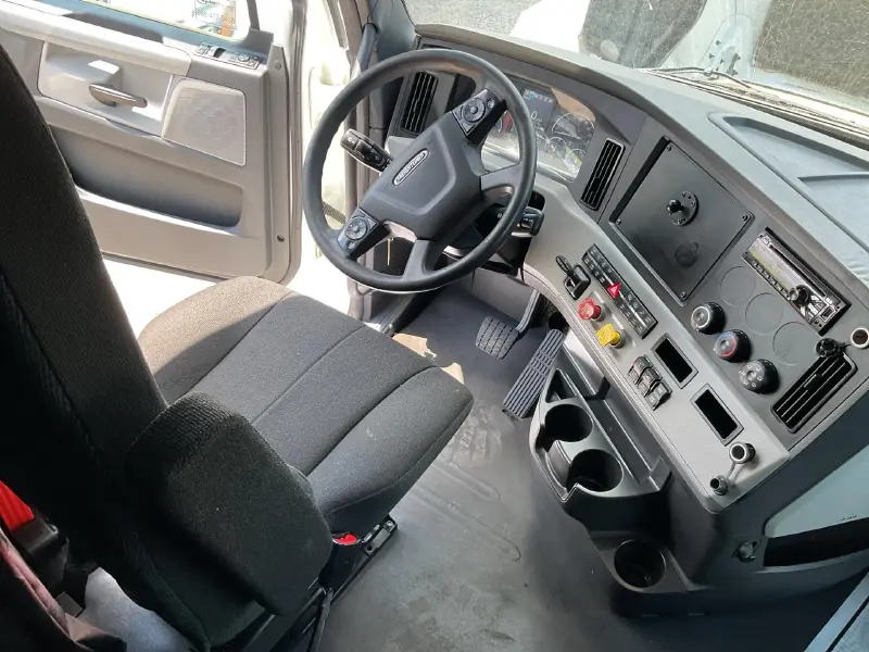 2019 FREIGHTLINER CASCADIA 126