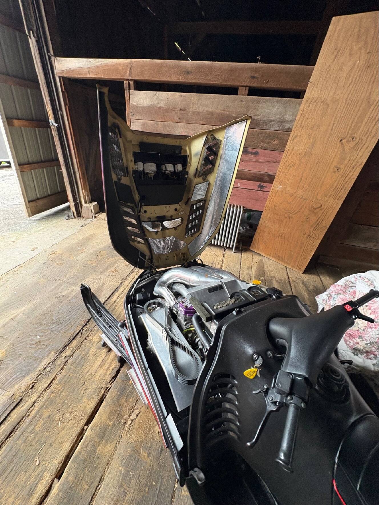 A photo of this 1996 Ski-Doo MACH Z ADRENALINE