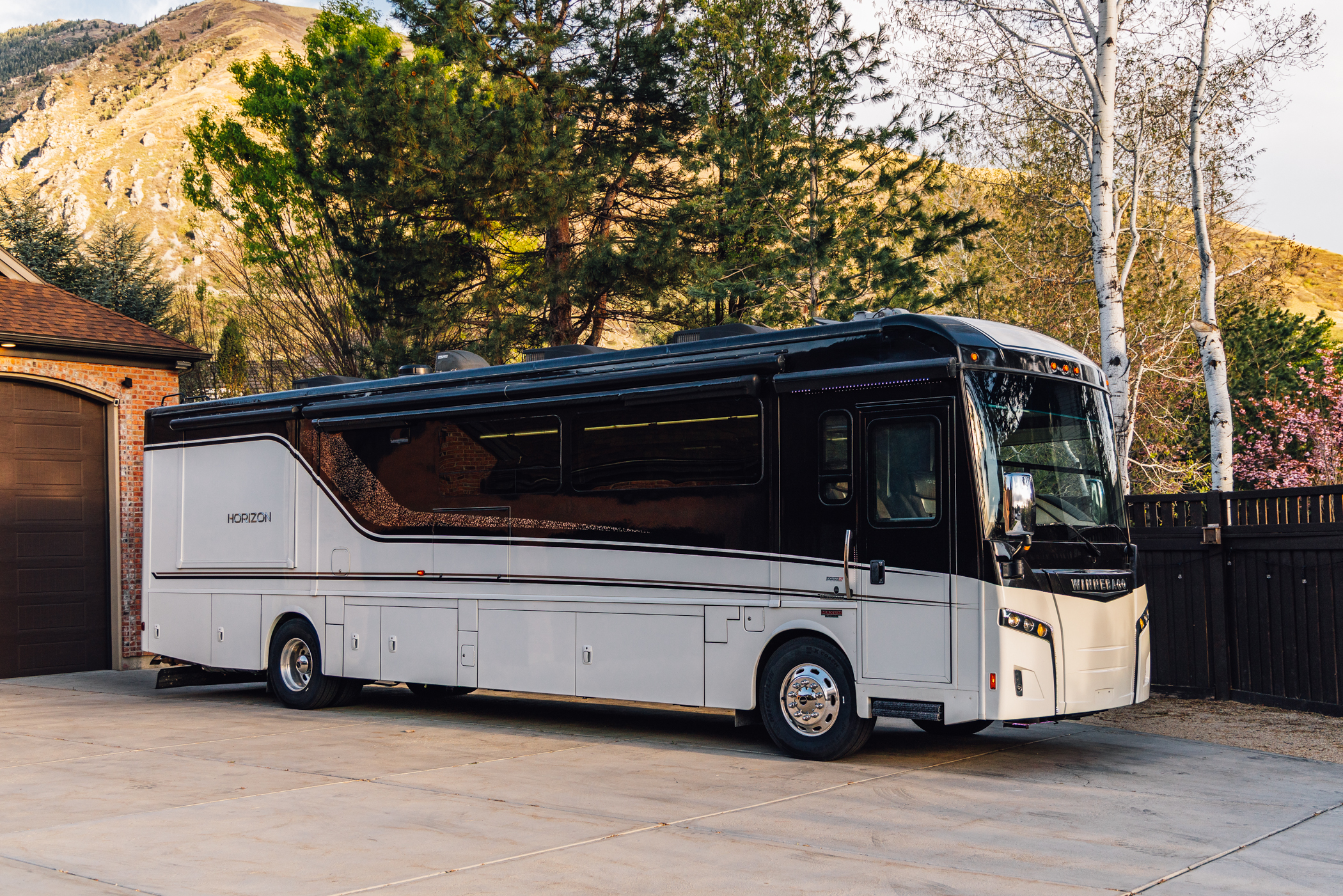 2019 Winnebago HORIZON 40A in lehi UT