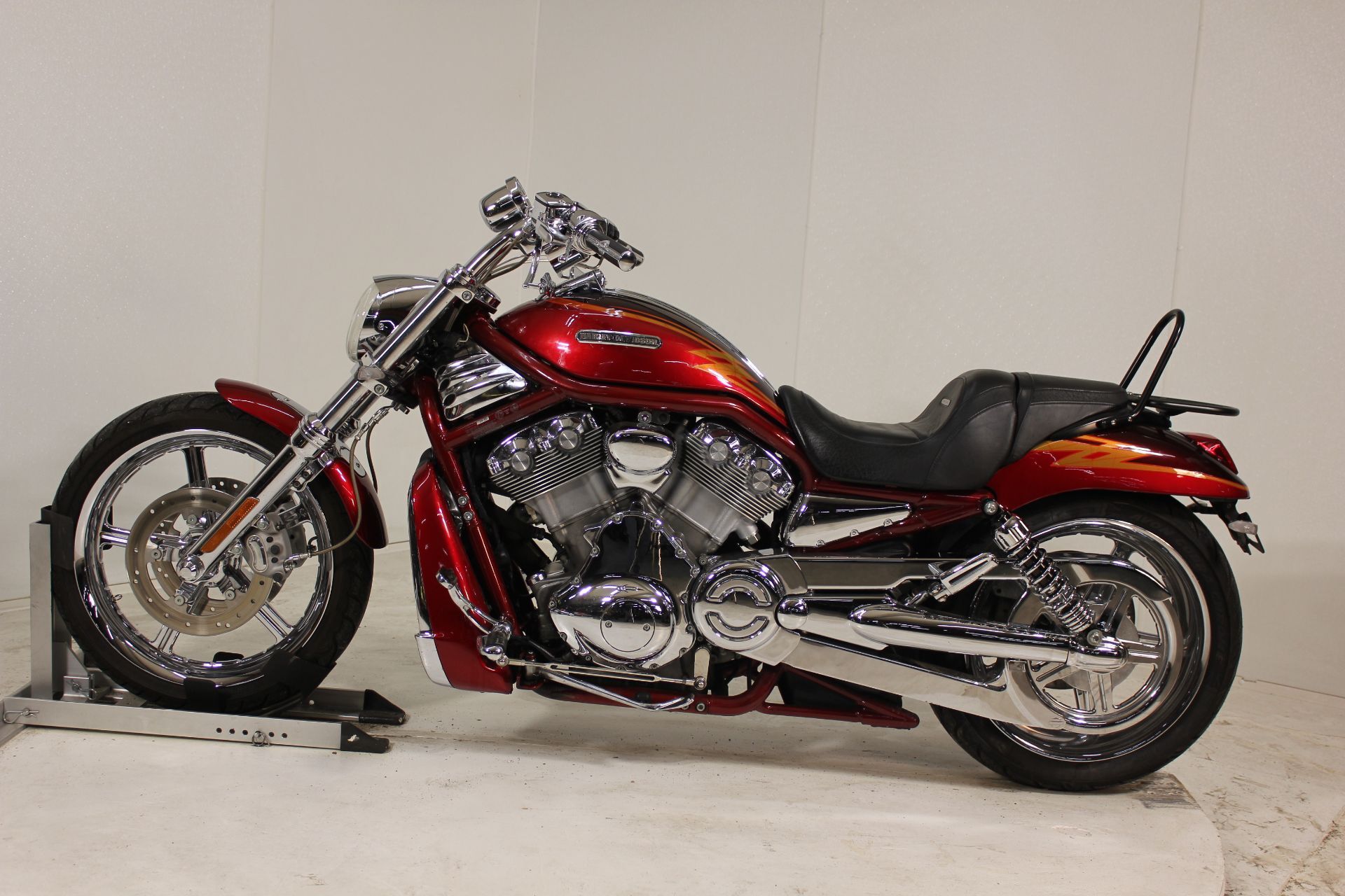 2005 Harley-Davidson VRSCSE Screamin’ Eagle® V-Rod® BASE in Pittsfield, MA