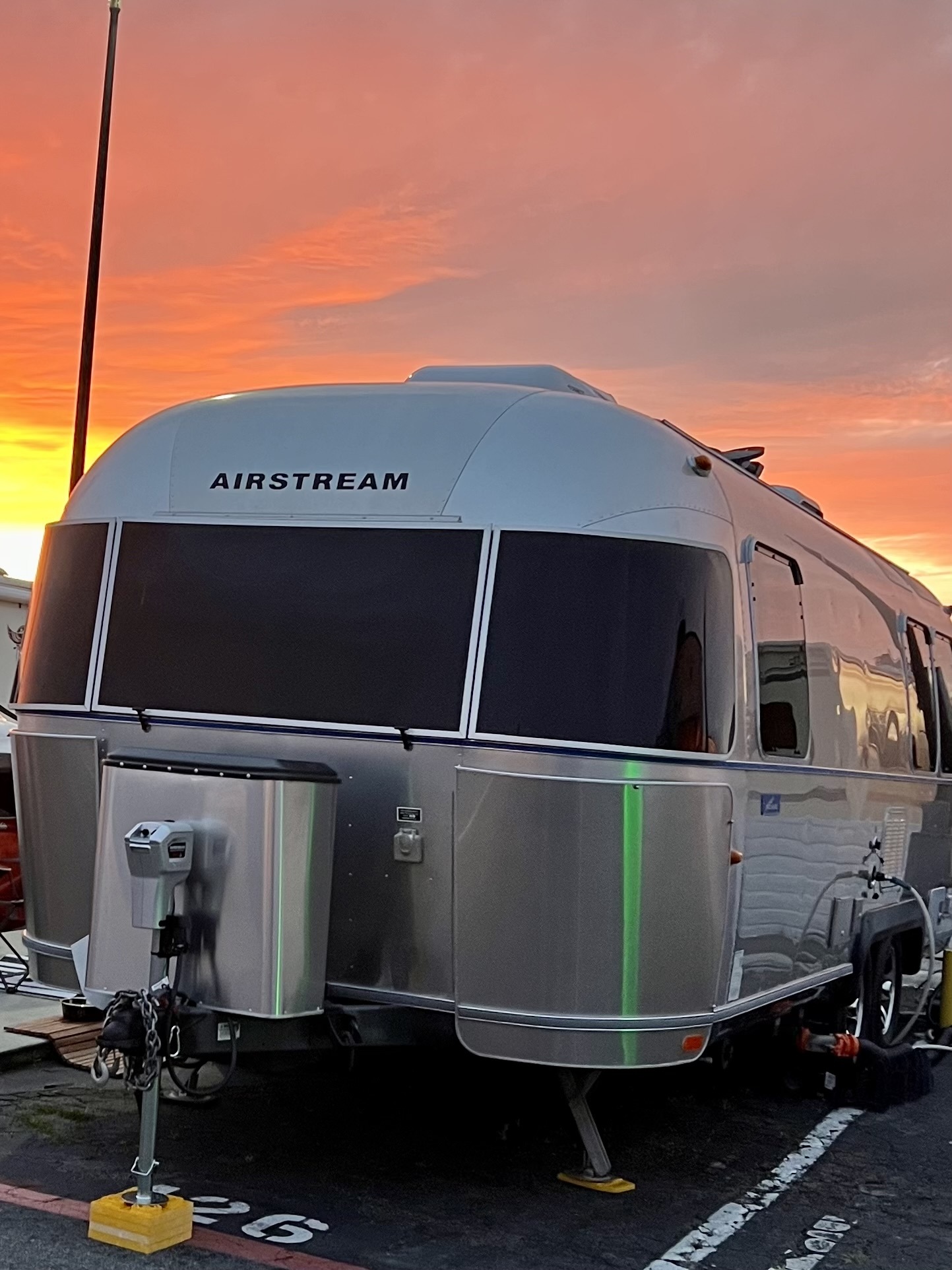 2012 Airstream EDDIE BAUER 25FB RV