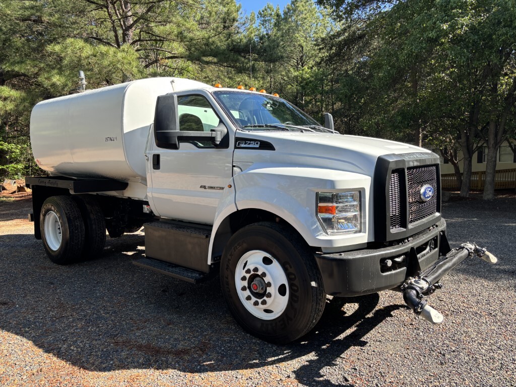 2021 FORD F750 in Dallas, TX