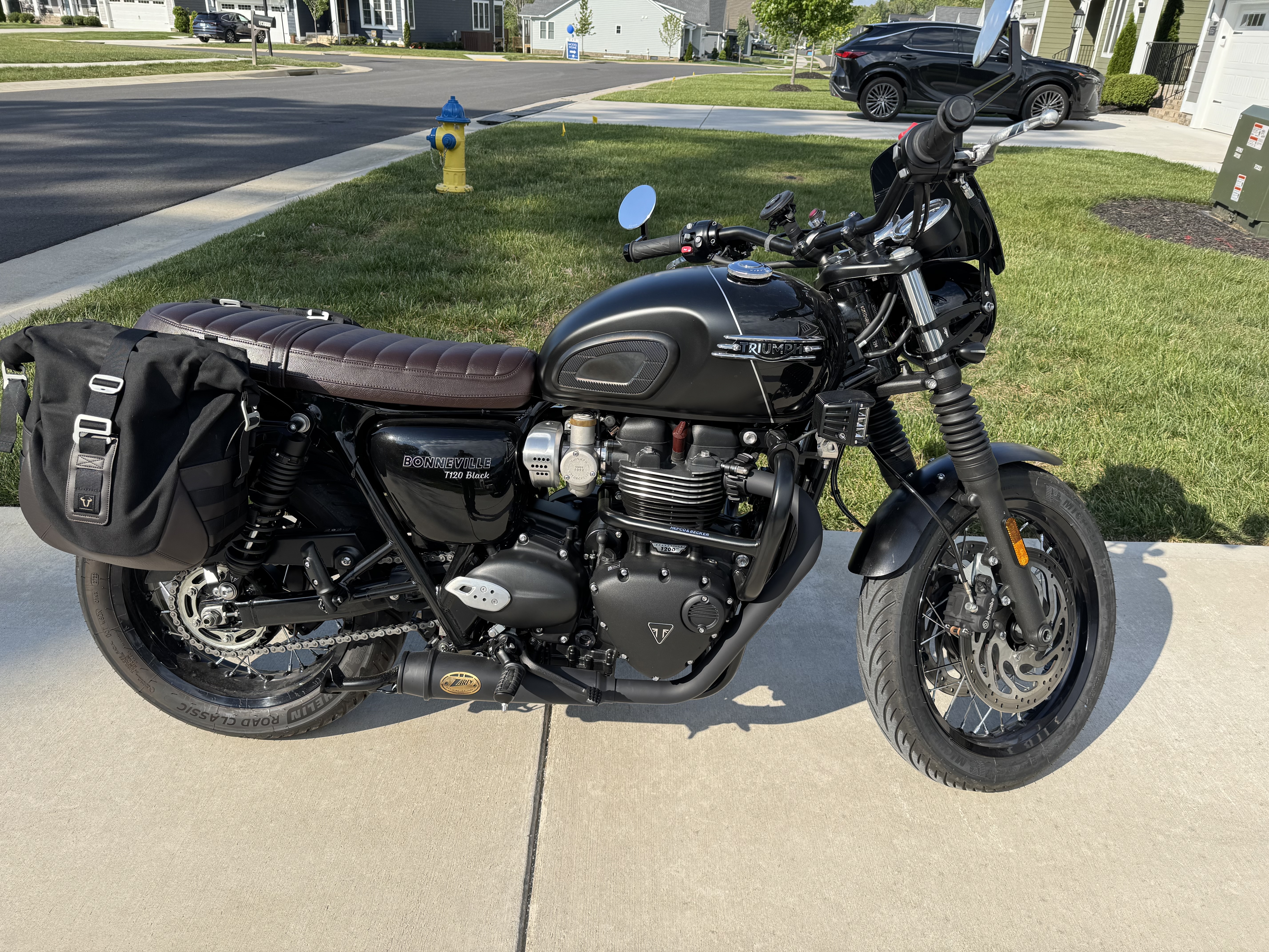 2023 Triumph BONNEVILLE T120 BLACK BLACK in New Kent, VA