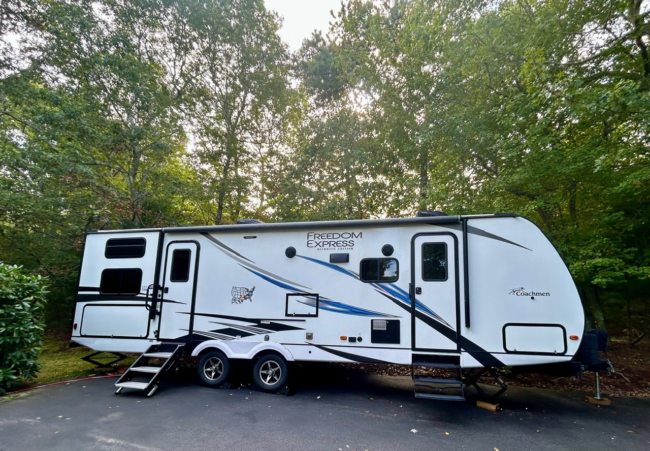 2021 Coachmen FREEDOM EXPRESS 287BHDS RV