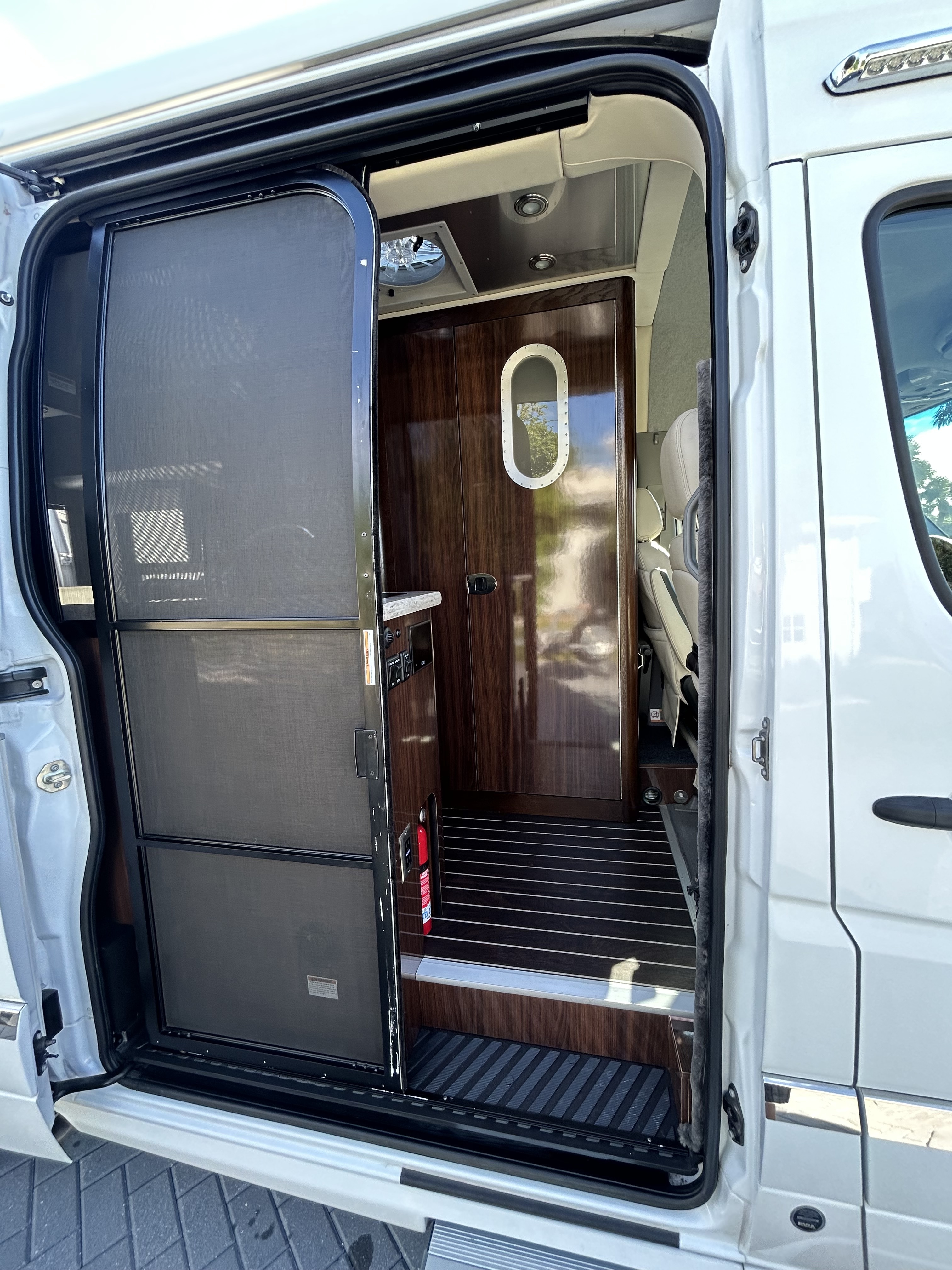 2019 Airstream INTERSTATE 19 in melbourne beach FL
