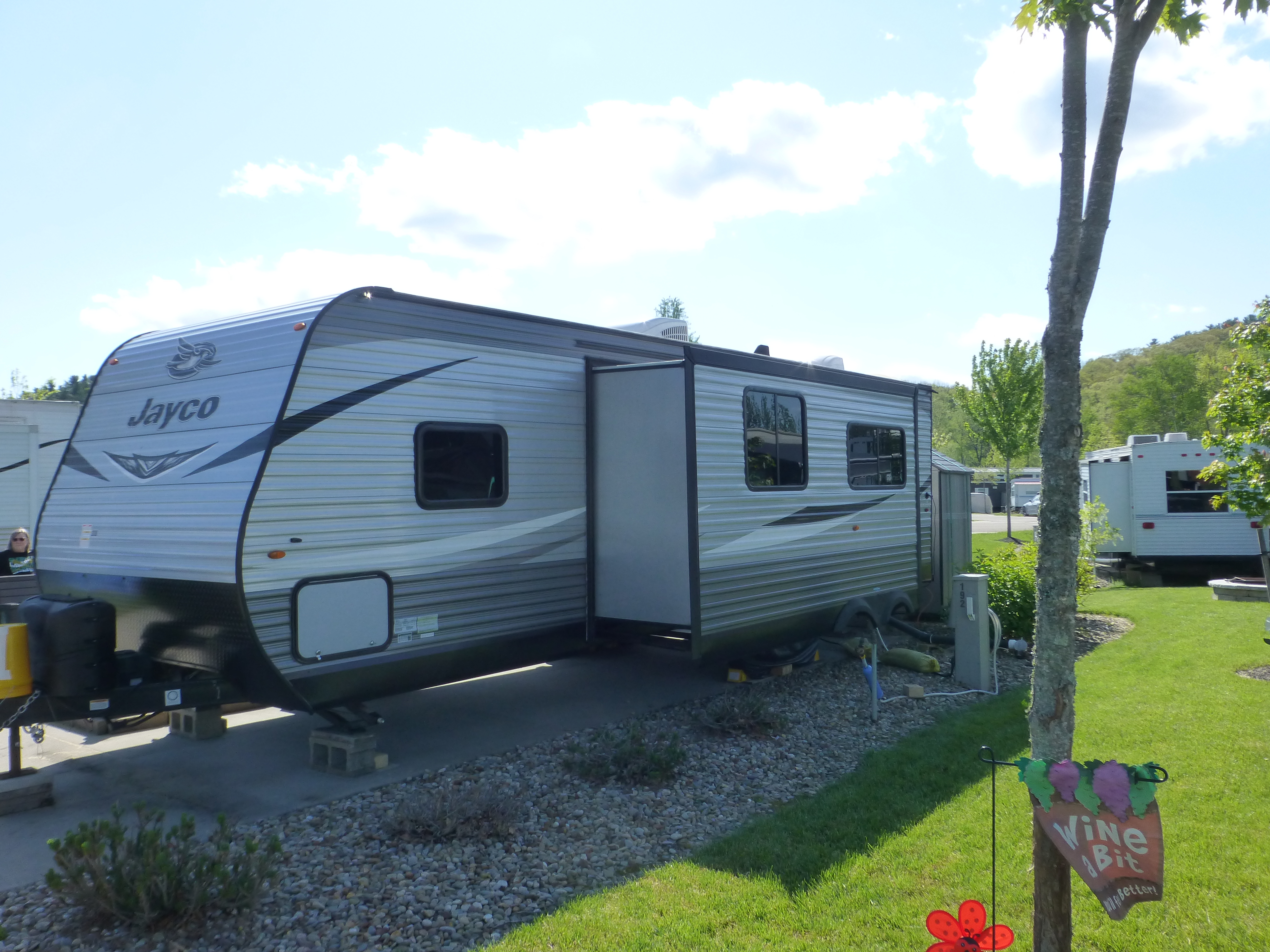 2020 Jayco JAY FLIGHT SLX 284BHS in massillon OH