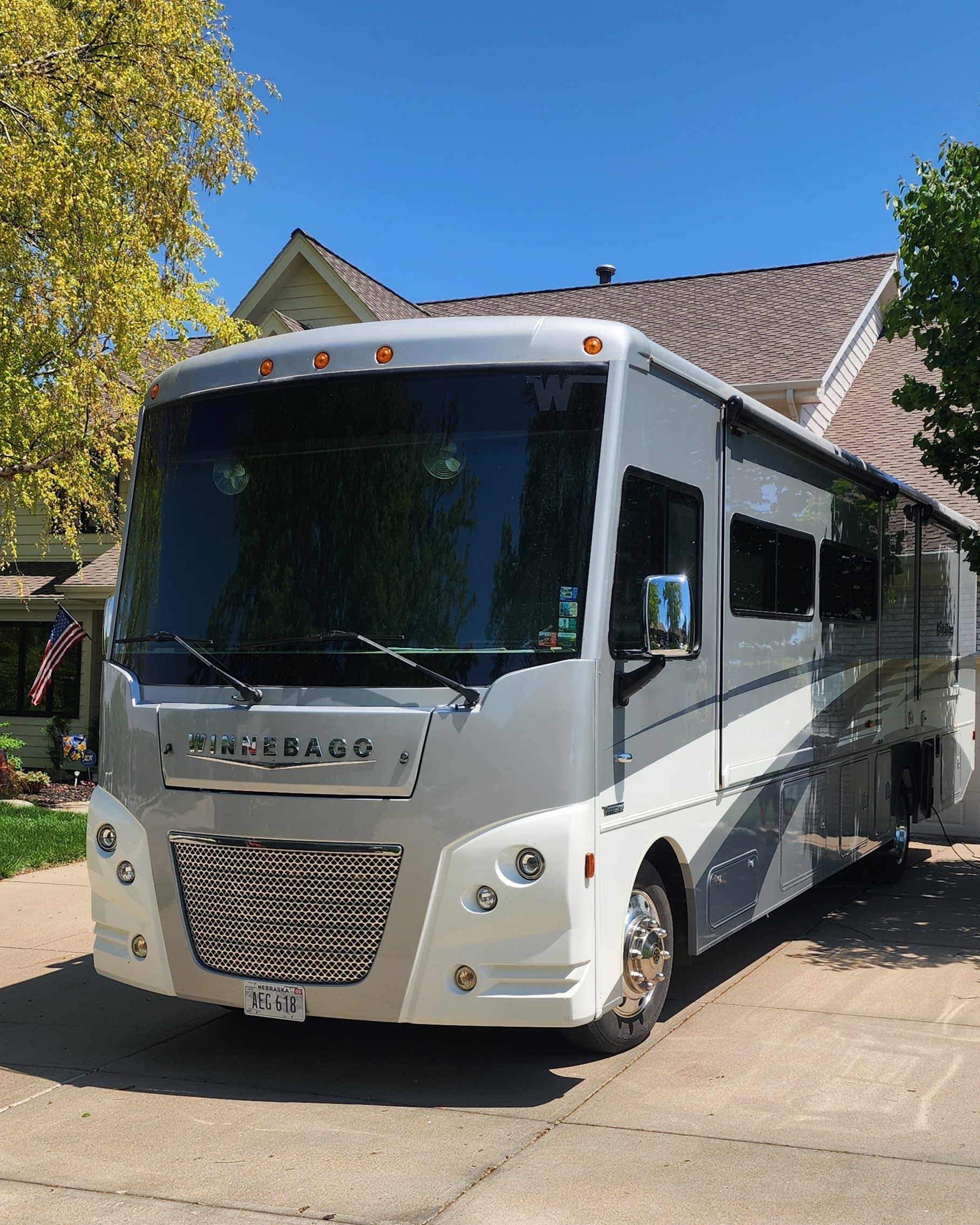 2019 Winnebago ADVENTURER 36Z in omaha NE