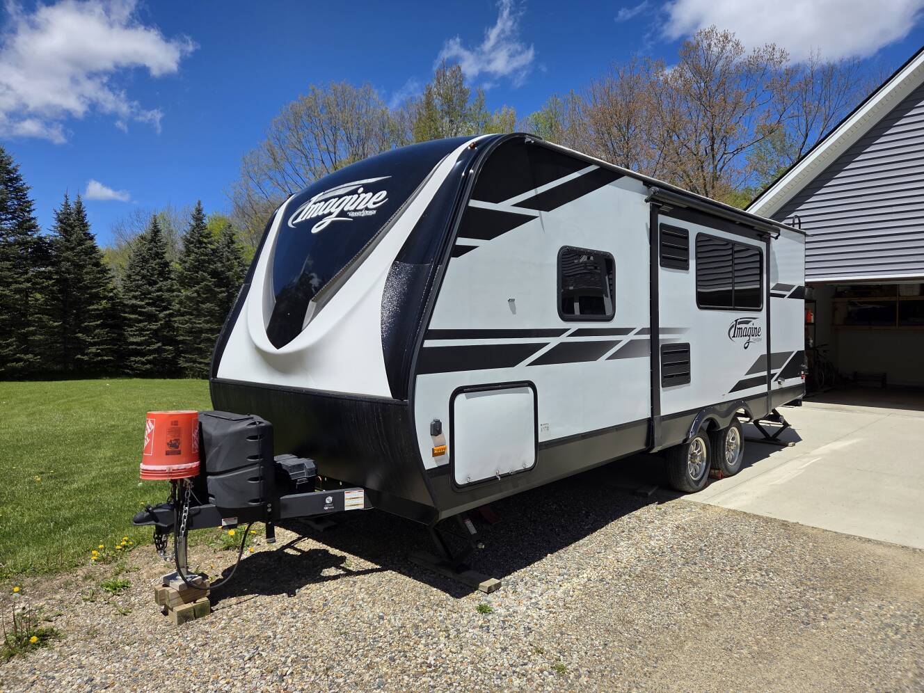 A photo of this 2019 Grand Design IMAGINE 2150RB