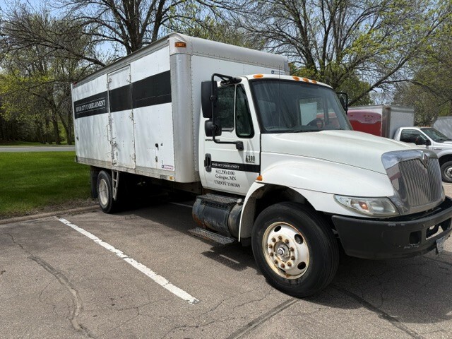 2007 INTERNATIONAL 4300dt in Chanhassen, MN