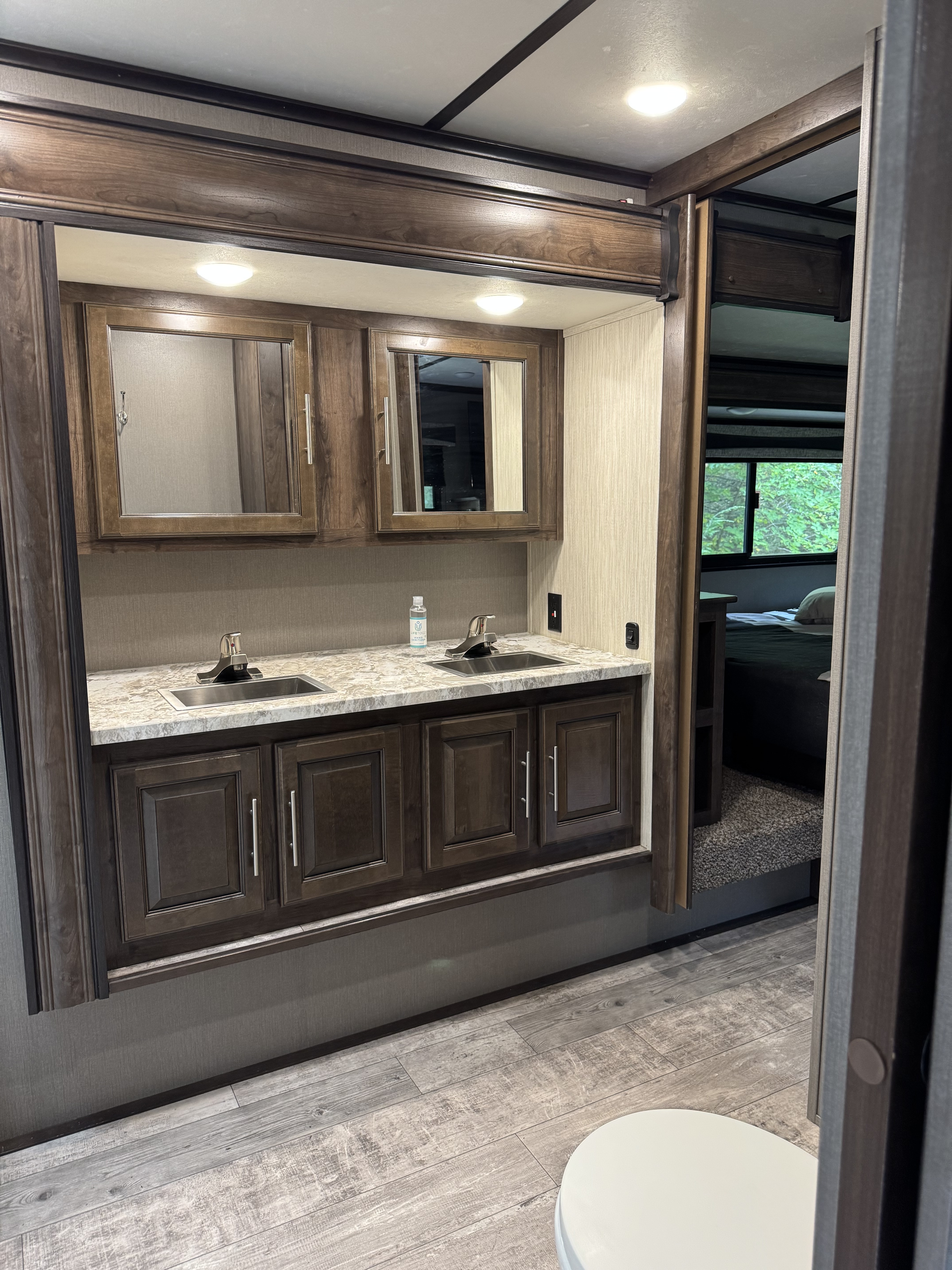 View more photos of this listing