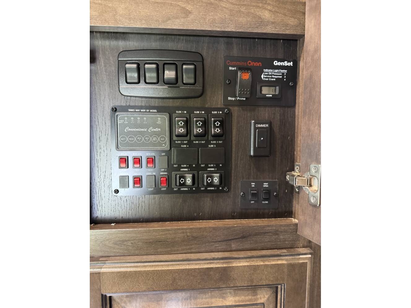 A photo of this 2020 Crossroads CAMEO CE3891MK