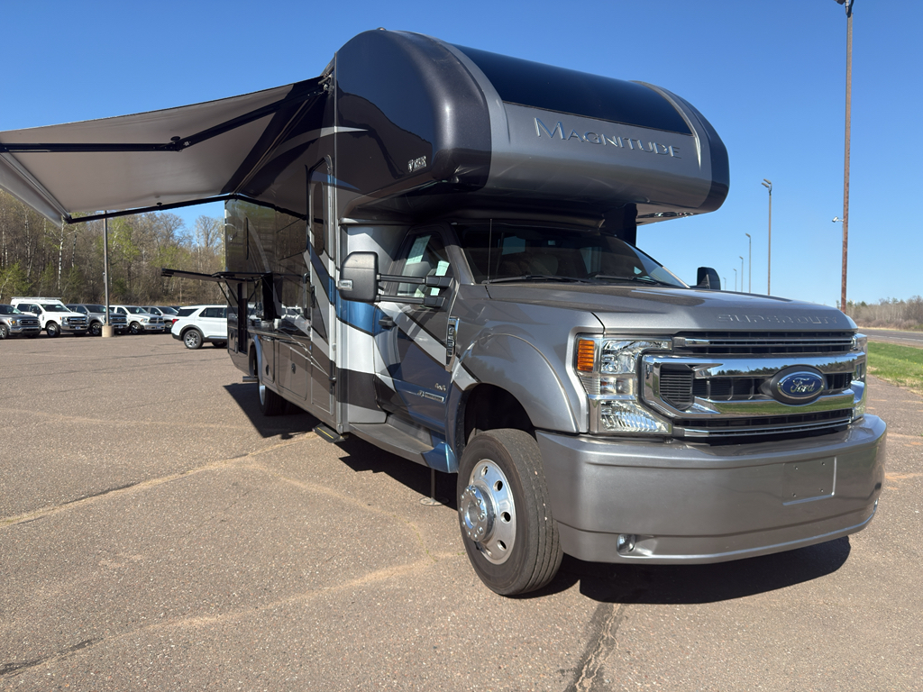2022 Thor Motor Coach MAGNITUDE SUPER C SV34 in hayward WI