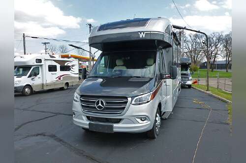 2026 Winnebago Navion 24R in dayton OH