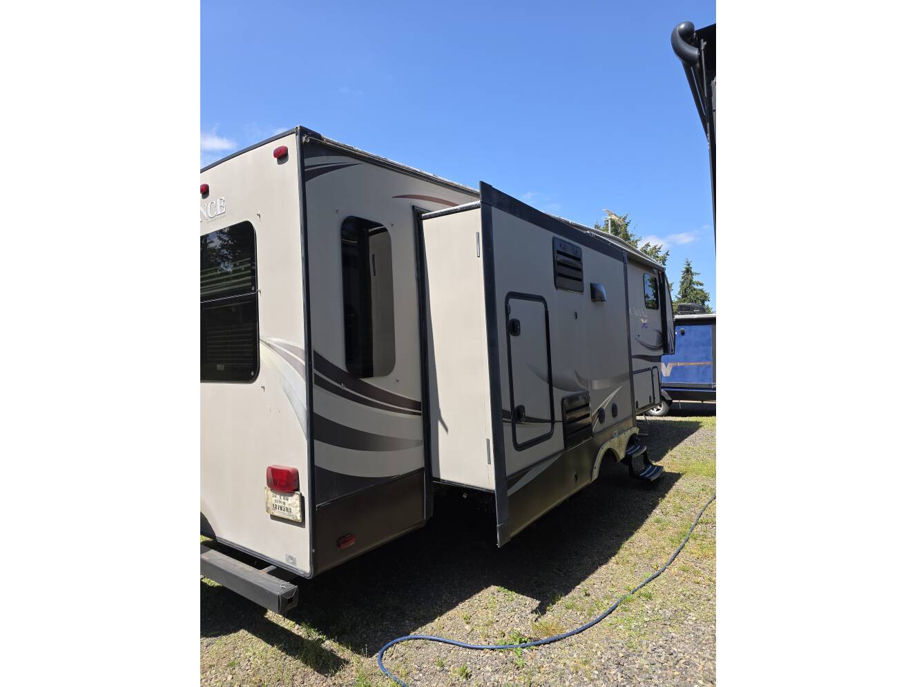 A photo of this 2014 Heartland Sundance