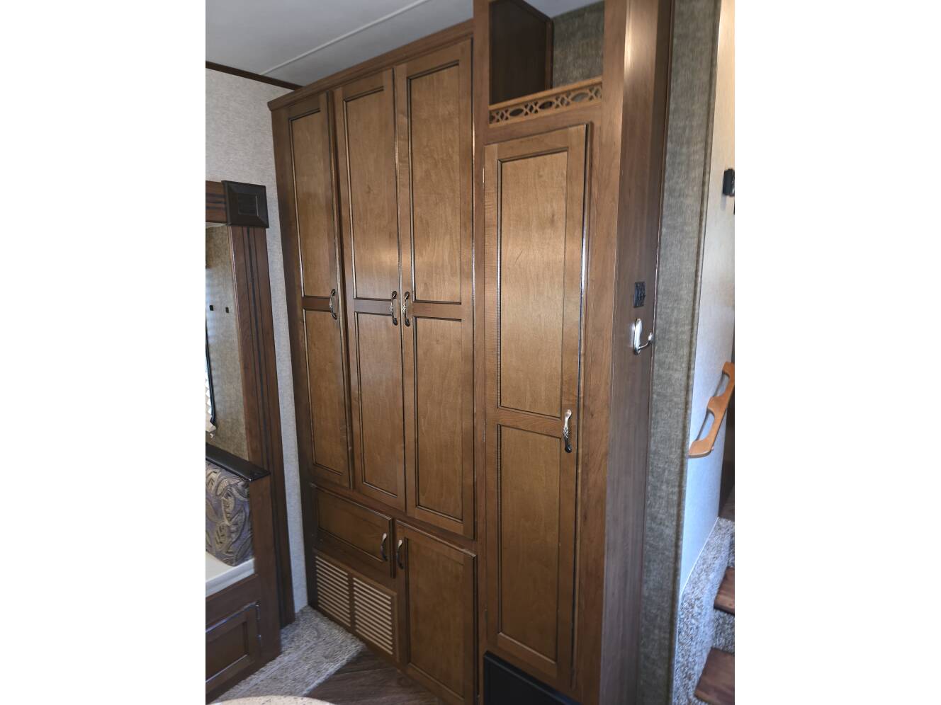 A photo of this 2014 Heartland Sundance