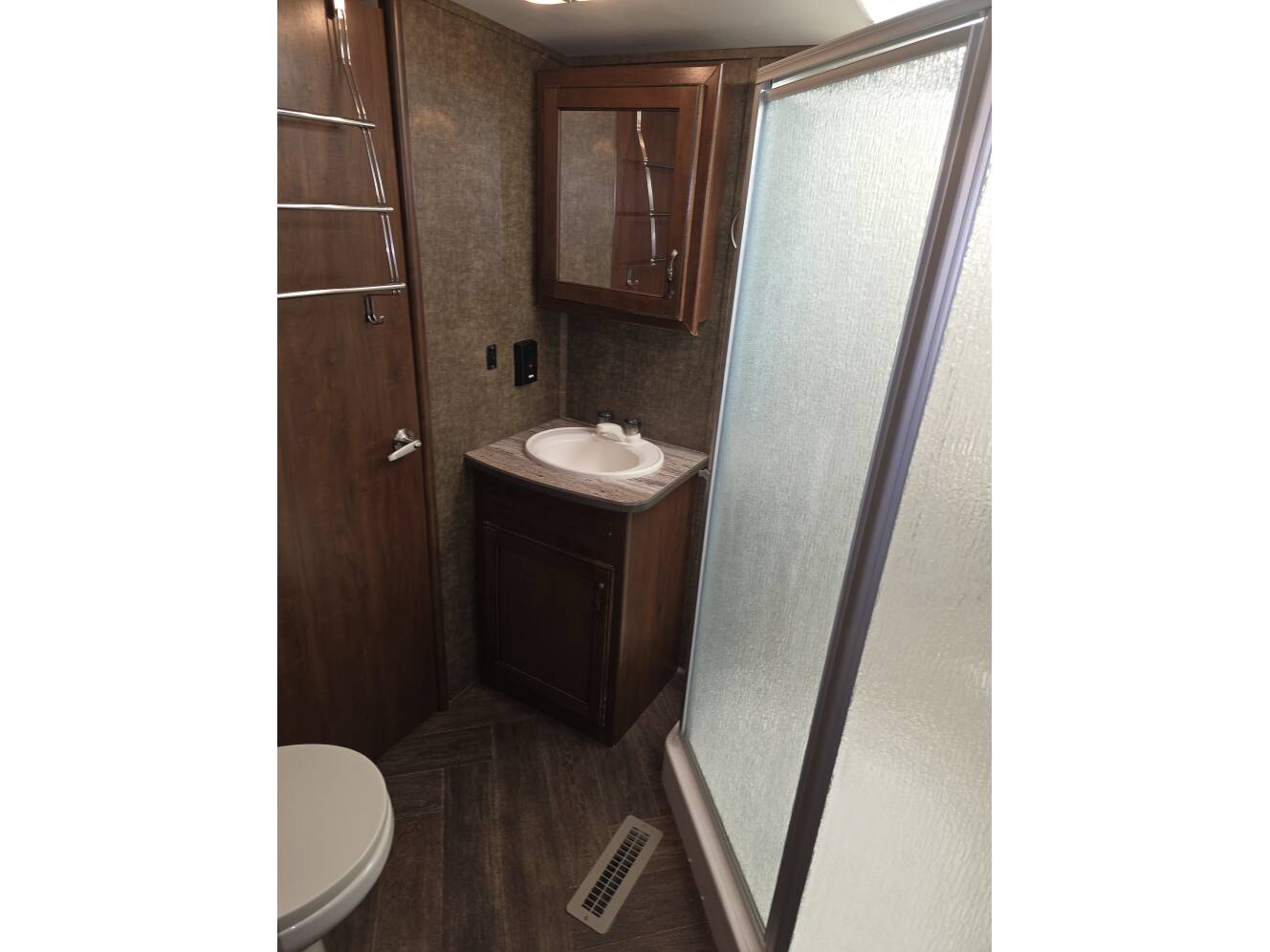 A photo of this 2014 Heartland Sundance