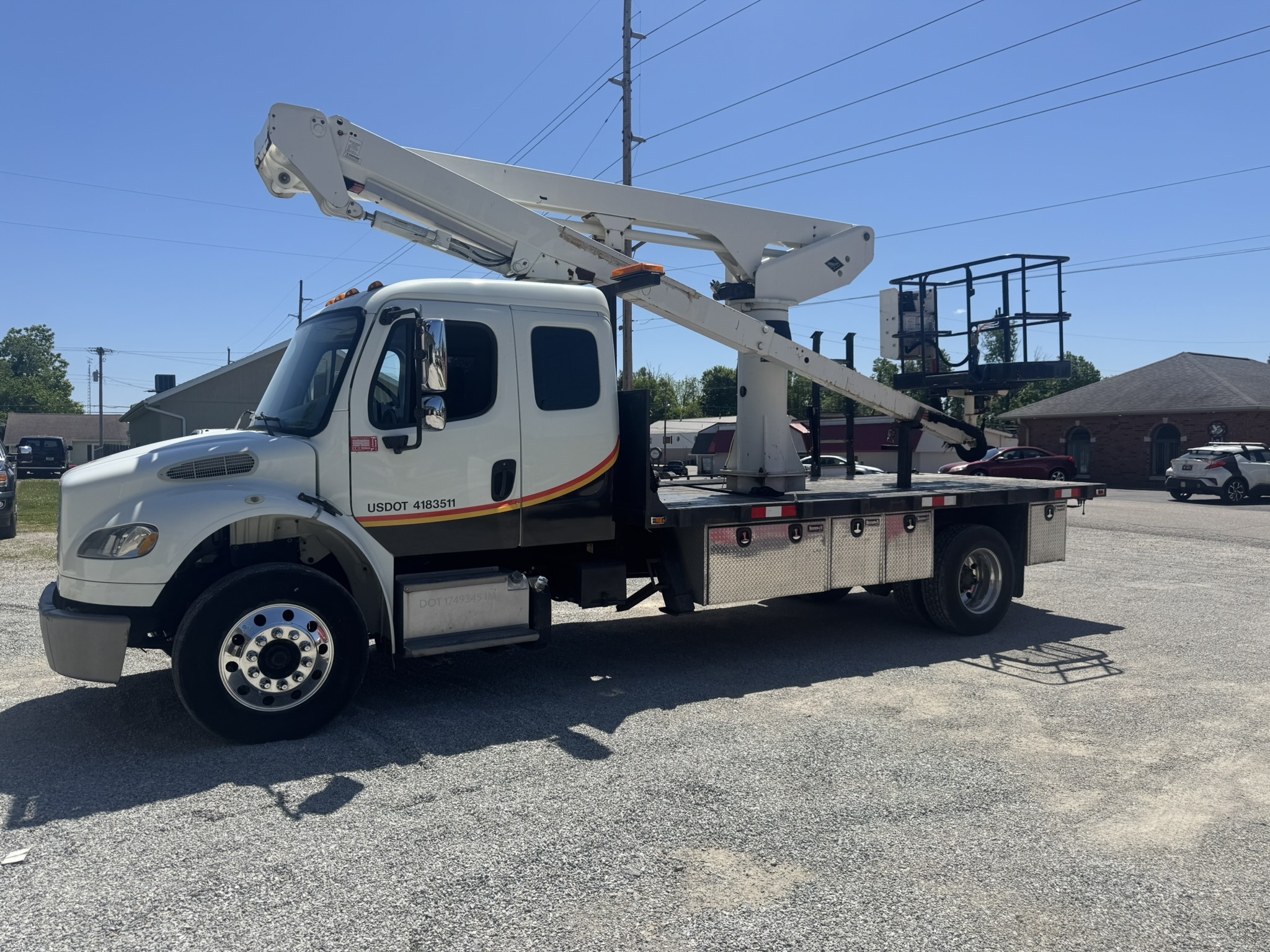 2013 FREIGHTLINER Business Class M2 in Bedford, IN