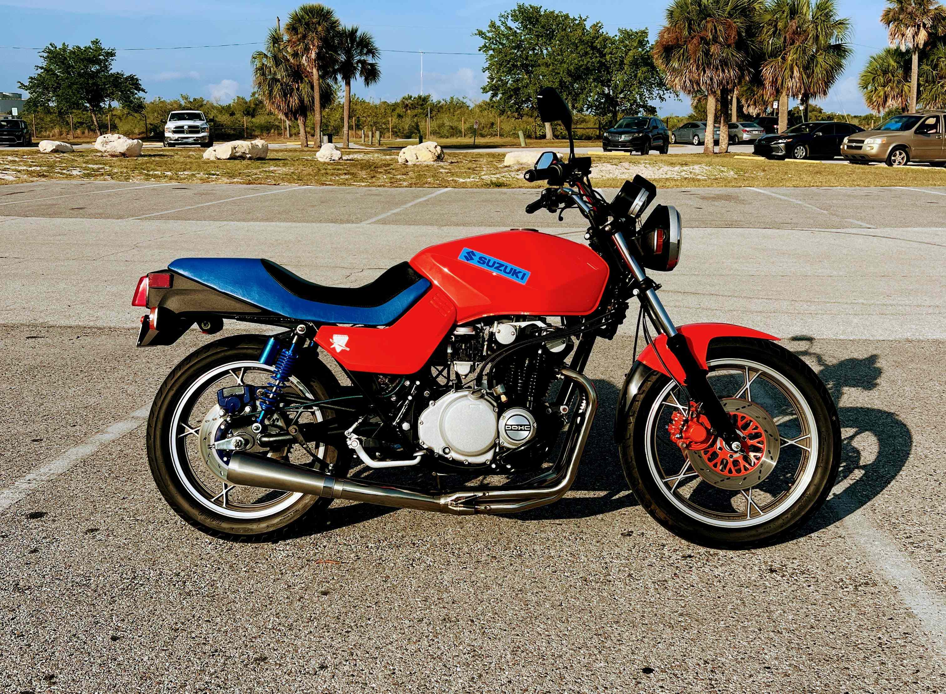1982 Suzuki KATANA BASE BASE in Holiday, FL