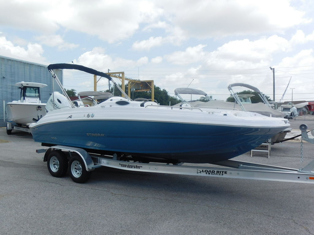 2025 Stingray 212SC Fishing Boat boat