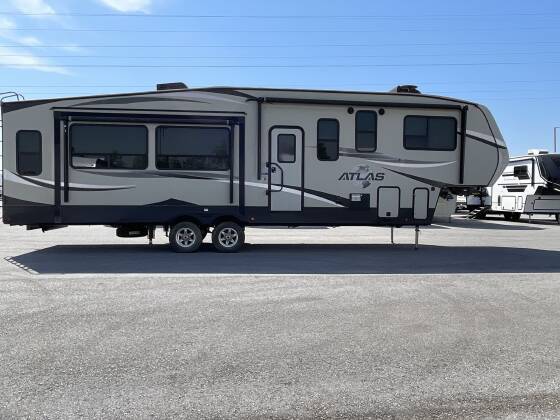 2019 Dutchmen ATLAS 3252MBF in el dorado AR