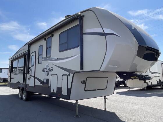 2019 Dutchmen ATLAS 3252MBF RV