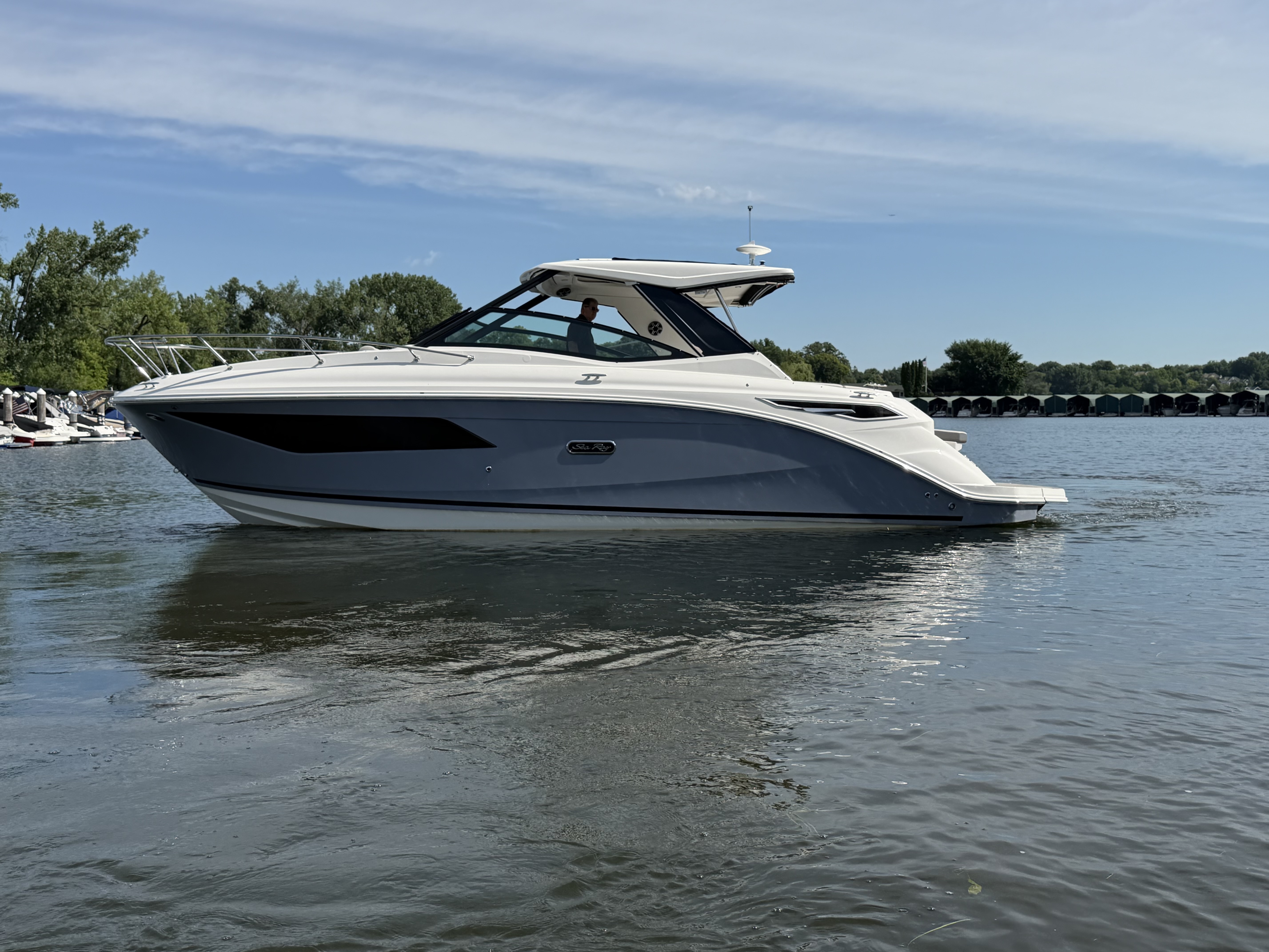 2026 Sea Ray Sundancer 320 390 in excelsior MN