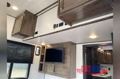 2021 Dutchmen Rv Voltage 3635 in conroe TX