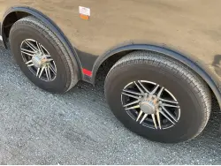 2023 VINTAGE P832 PLATINUM 32 TRAILER