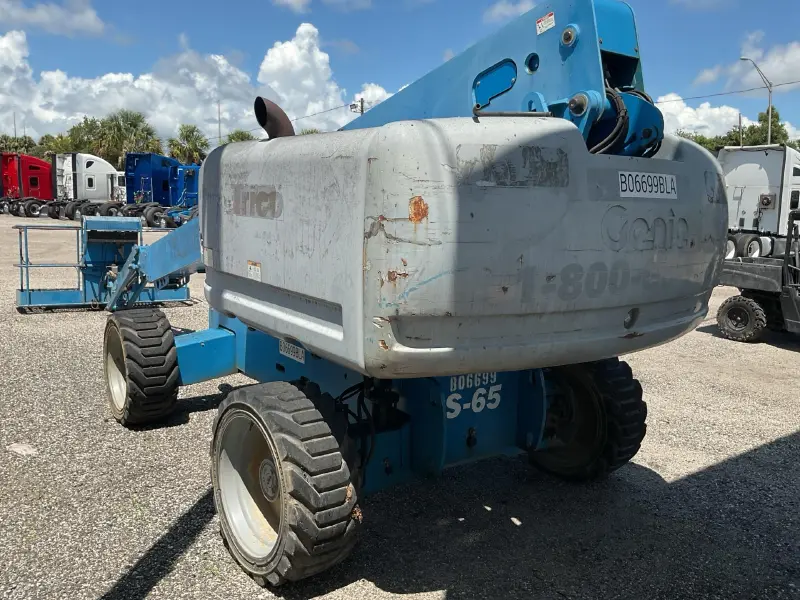 2013 GENIE S65