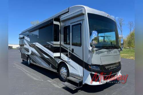 2022 Newmar New Aire 3543 in grand rapids MI