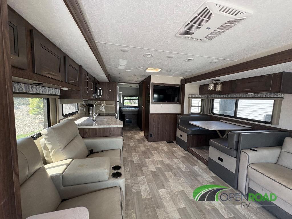 2020 Coachmen Rv Mirada 35OS in monticello MN