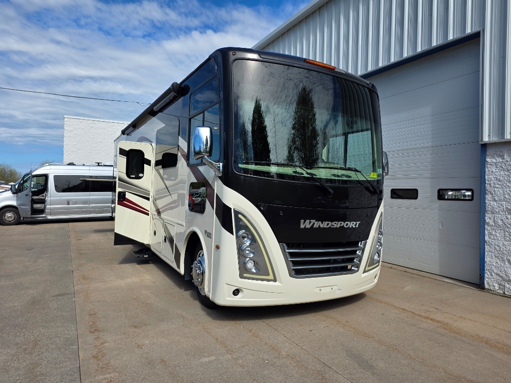 2022 Thor Motor Coach Windsport 34J RV