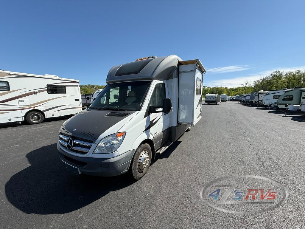 2013 Winnebago Itasca Navion 24V RV