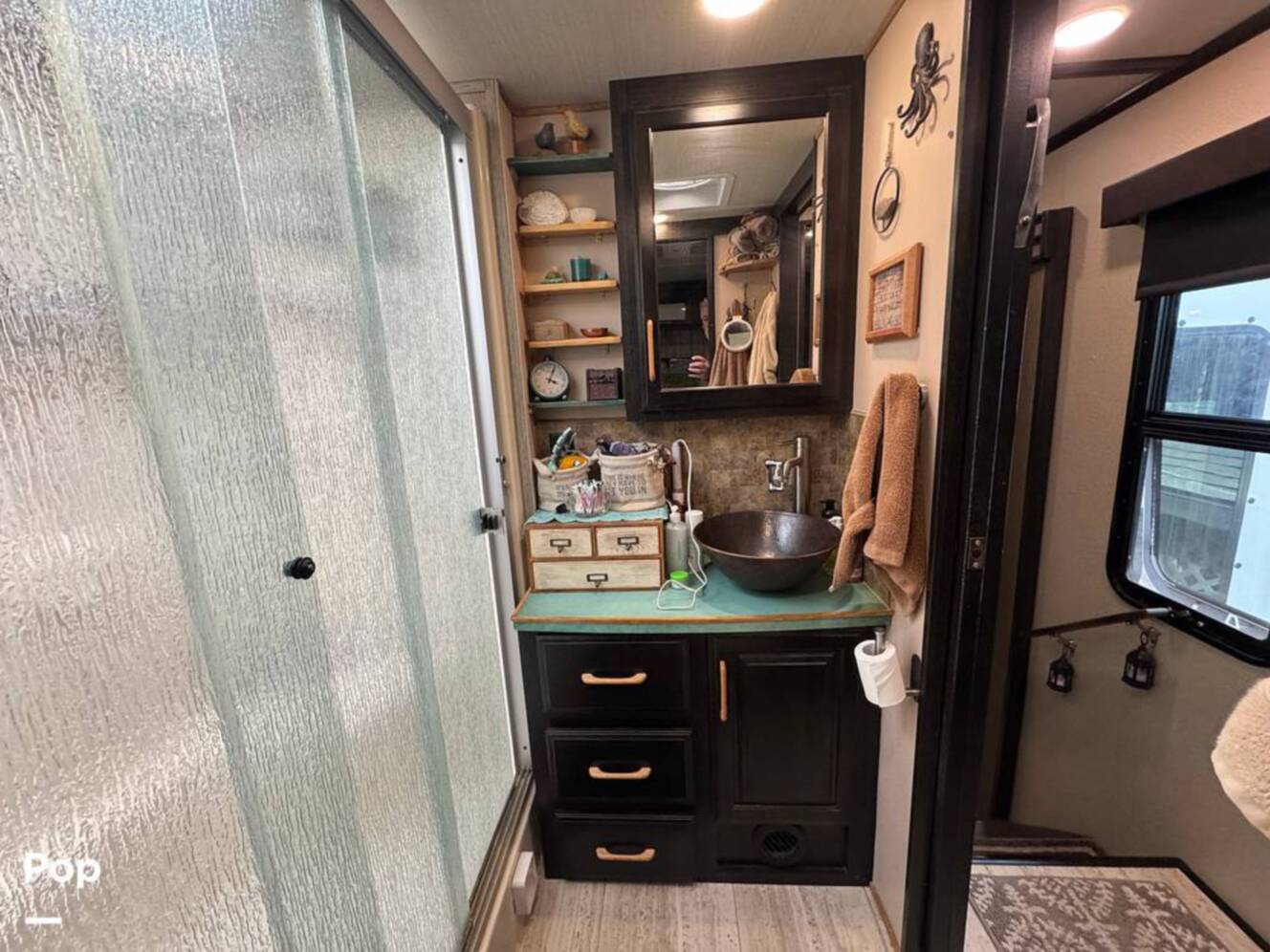 A photo of this 2018 Grand Design Momentum 399TH