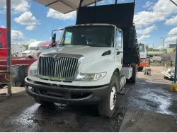 2018 INTERNATIONAL 4300