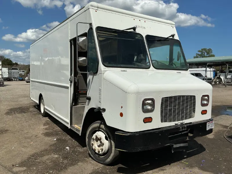 2020 Freightliner MT556