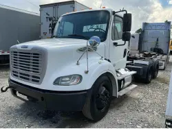 2015 Freightliner M2 112