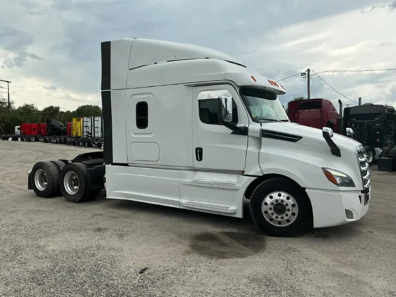 2019 FREIGHTLINER CASCADIA 126