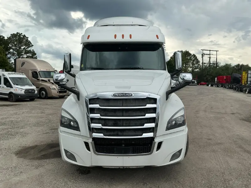 2019 FREIGHTLINER CASCADIA 126