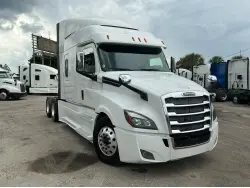 2019 FREIGHTLINER CASCADIA 126