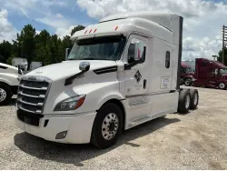 2019 FREIGHTLINER CASCADIA 126