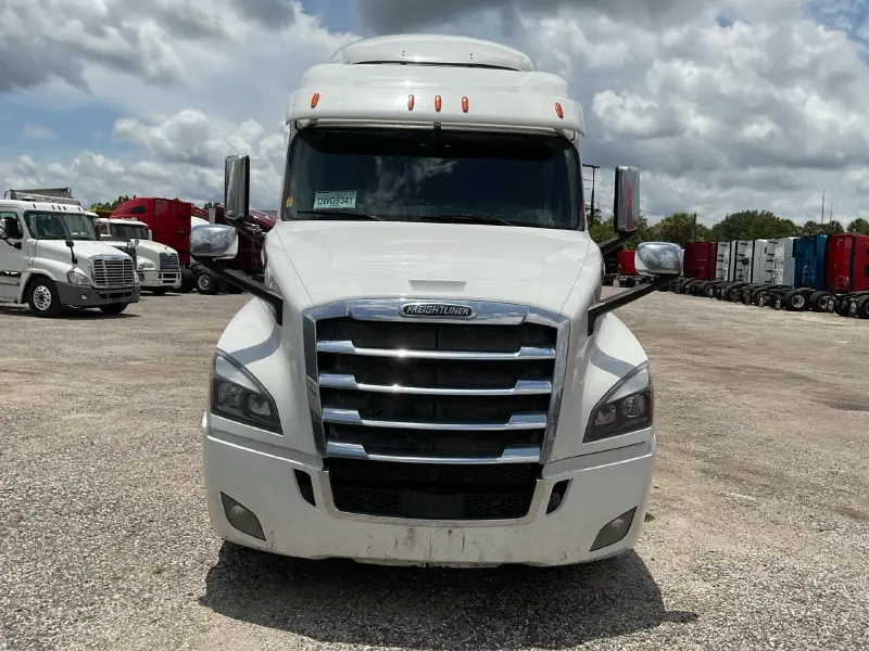 2019 FREIGHTLINER CASCADIA 126