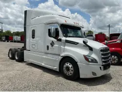 2019 FREIGHTLINER CASCADIA 126