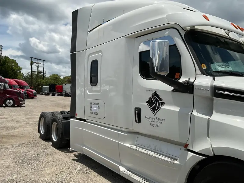 2019 FREIGHTLINER CASCADIA 126