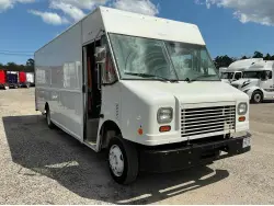 2020 Freightliner MT556