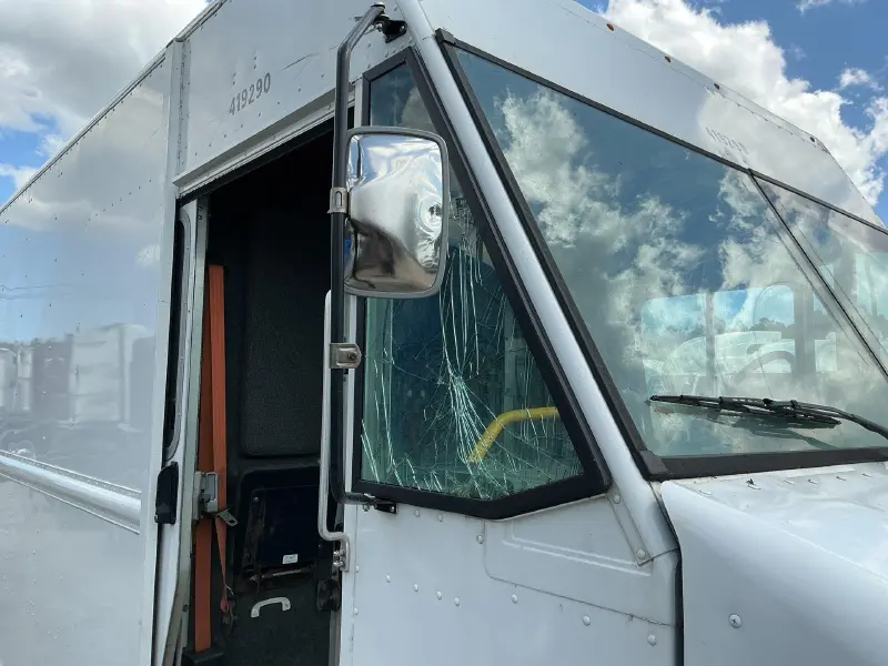 2020 Freightliner MT556