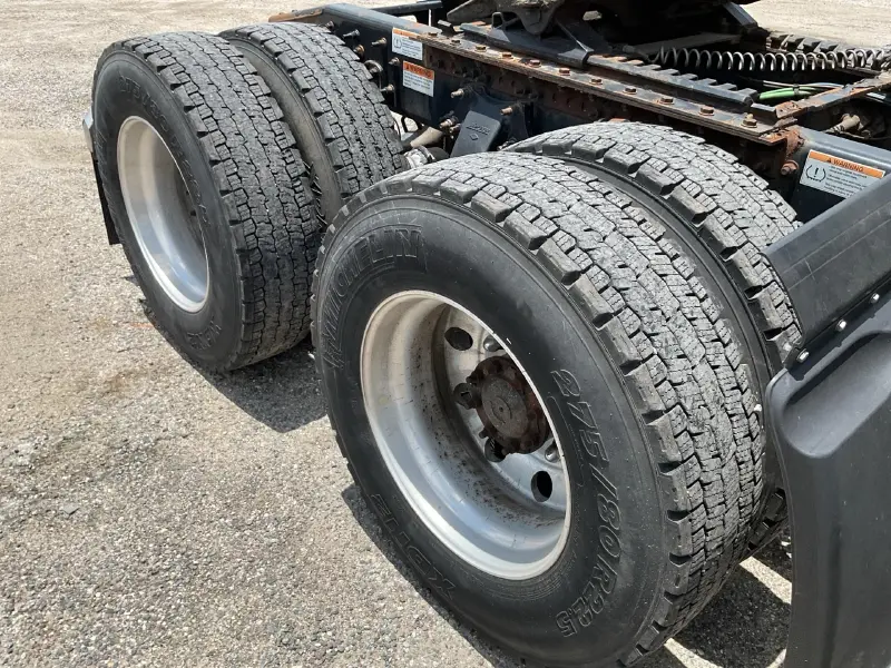 2019 FREIGHTLINER CASCADIA 126
