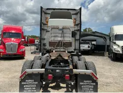 2019 FREIGHTLINER CASCADIA 126