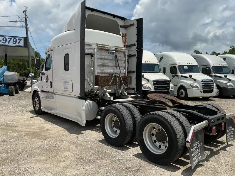 2019 FREIGHTLINER CASCADIA 126